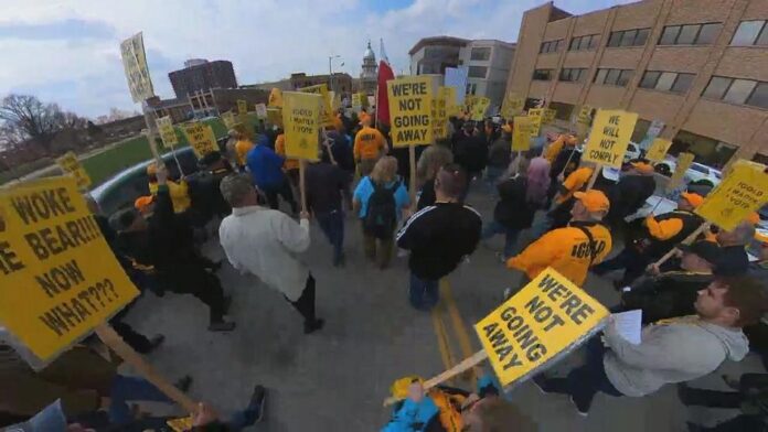 Gun owners march down Capitol Avenue in Springfield, Illinois, in March 2023. Photo: Greg Bishop / The Center Square